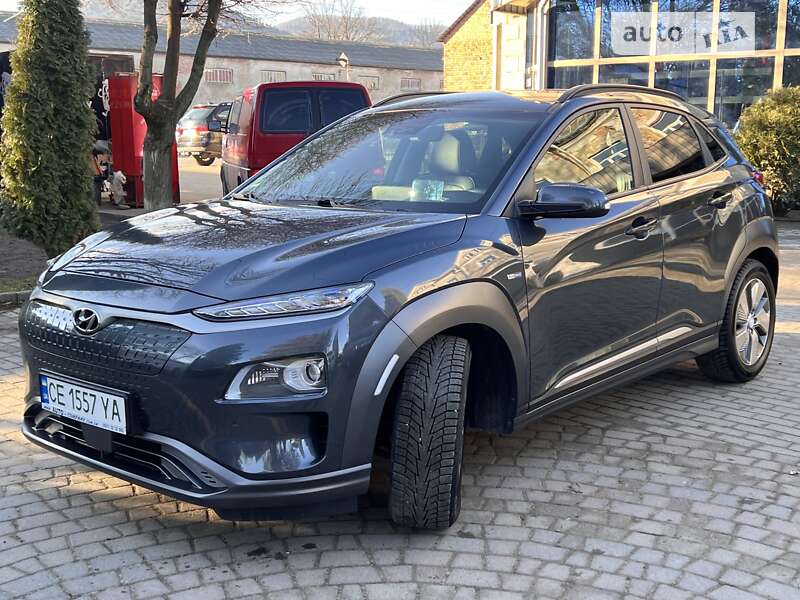 Внедорожник / Кроссовер Hyundai Kona 2018 в Черновцах