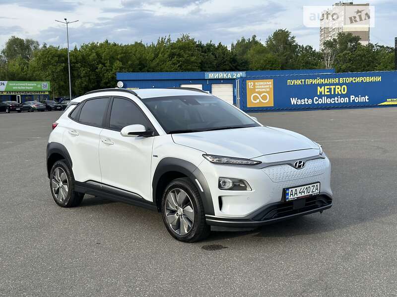 Позашляховик / Кросовер Hyundai Kona 2018 в Києві