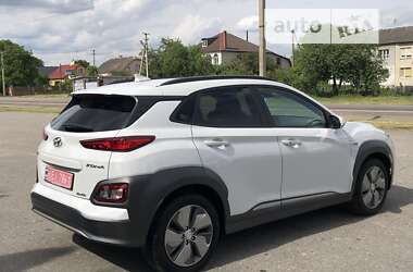 Внедорожник / Кроссовер Hyundai Kona 2018 в Дубно
