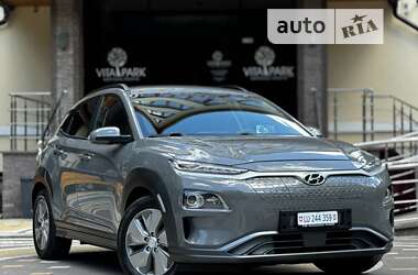 Внедорожник / Кроссовер Hyundai Kona 2020 в Трускавце