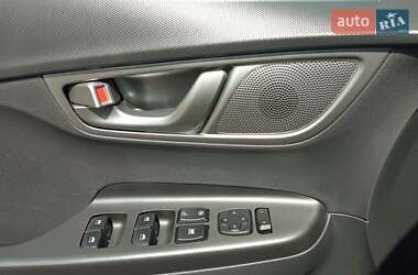 Позашляховик / Кросовер Hyundai Kona 2020 в Львові