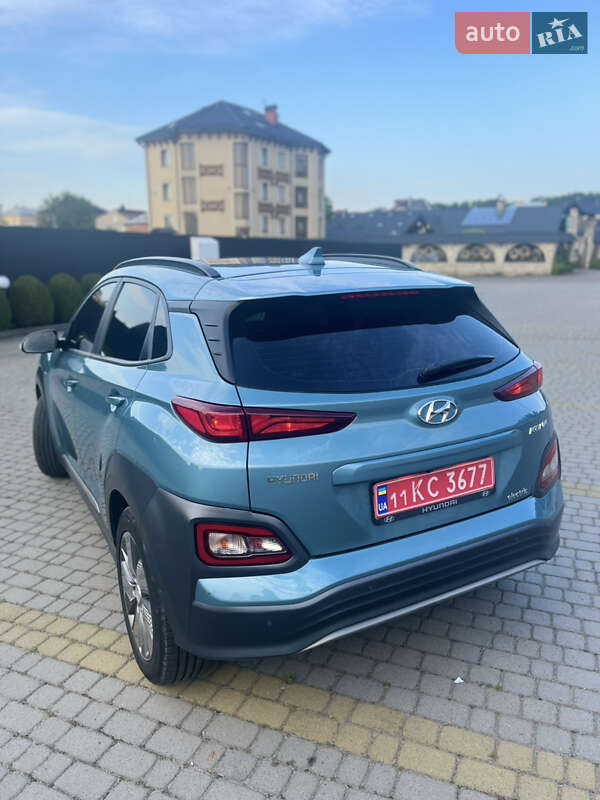 Позашляховик / Кросовер Hyundai Kona 2020 в Львові