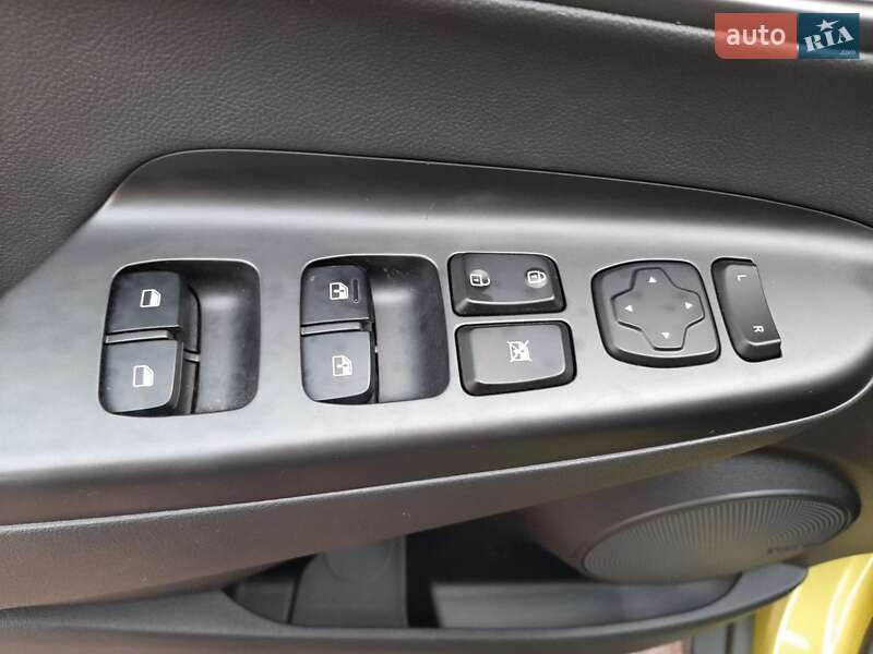 Внедорожник / Кроссовер Hyundai Kona 2019 в Сумах