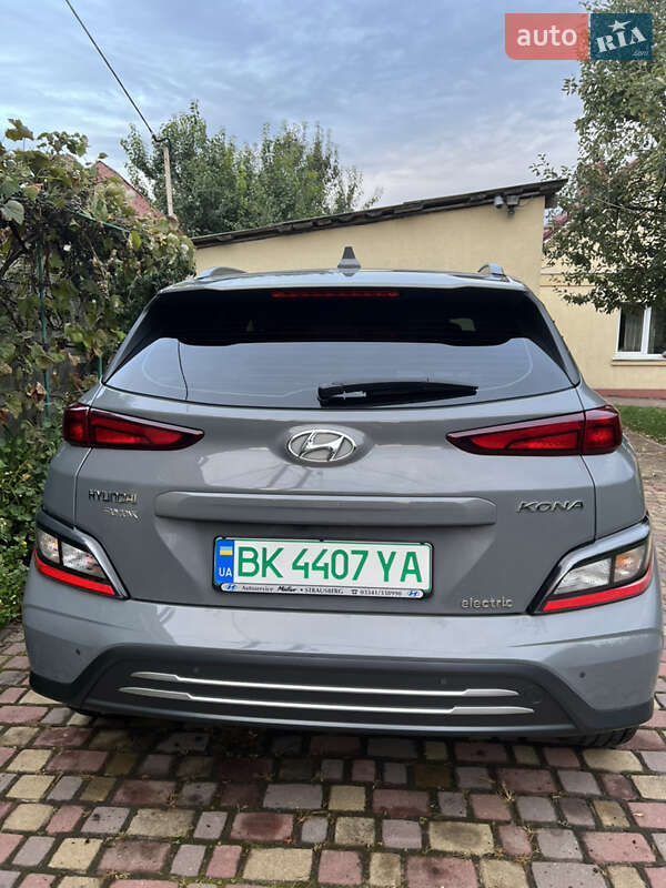 Внедорожник / Кроссовер Hyundai Kona 2021 в Ровно