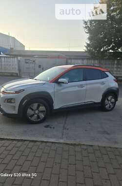 Позашляховик / Кросовер Hyundai Kona 2020 в Рівному