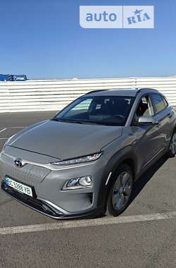 Позашляховик / Кросовер Hyundai Kona 2020 в Львові