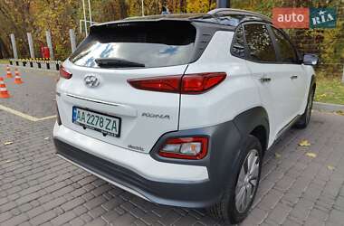 Внедорожник / Кроссовер Hyundai Kona 2019 в Киеве