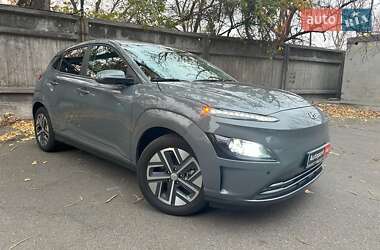 Внедорожник / Кроссовер Hyundai Kona 2023 в Киеве