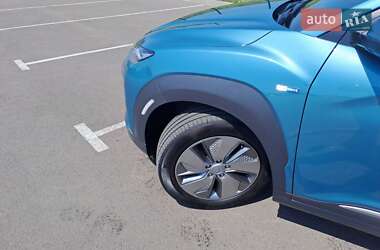 Внедорожник / Кроссовер Hyundai Kona 2020 в Ровно