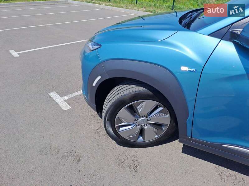 Внедорожник / Кроссовер Hyundai Kona 2020 в Ровно