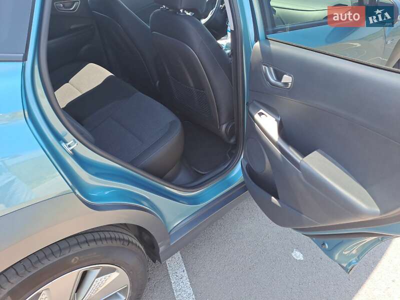 Внедорожник / Кроссовер Hyundai Kona 2020 в Ровно