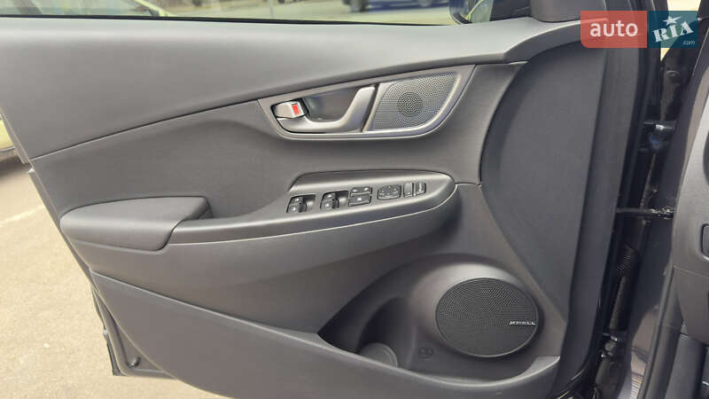 Внедорожник / Кроссовер Hyundai Kona 2020 в Александрие