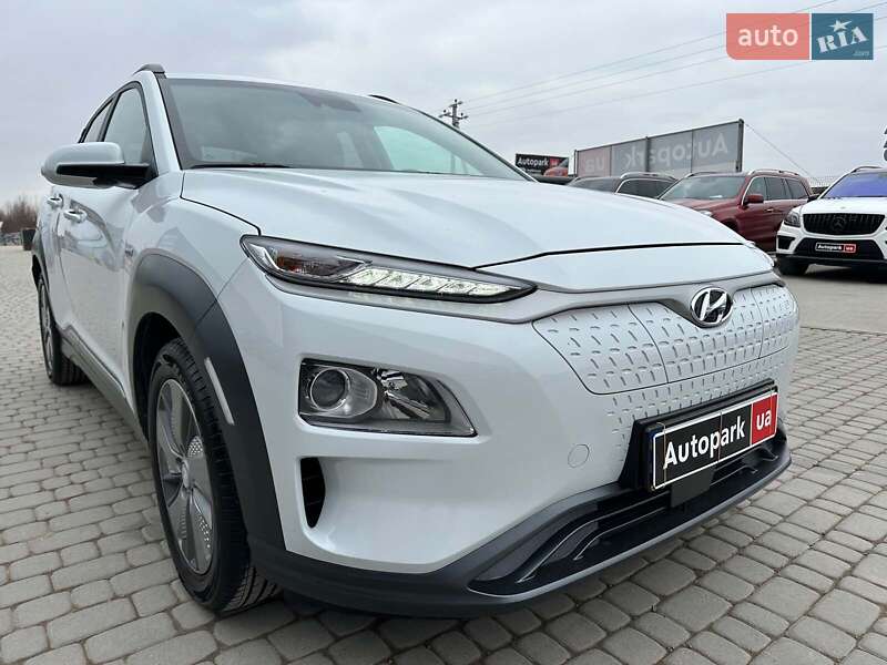 Позашляховик / Кросовер Hyundai Kona 2020 в Львові