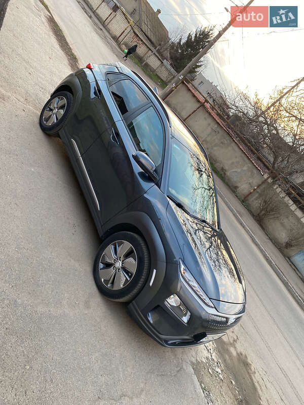 Внедорожник / Кроссовер Hyundai Kona 2019 в Одессе