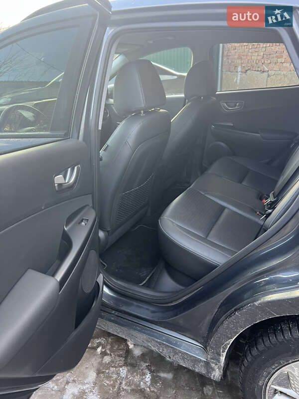 Внедорожник / Кроссовер Hyundai Kona 2019 в Полтаве