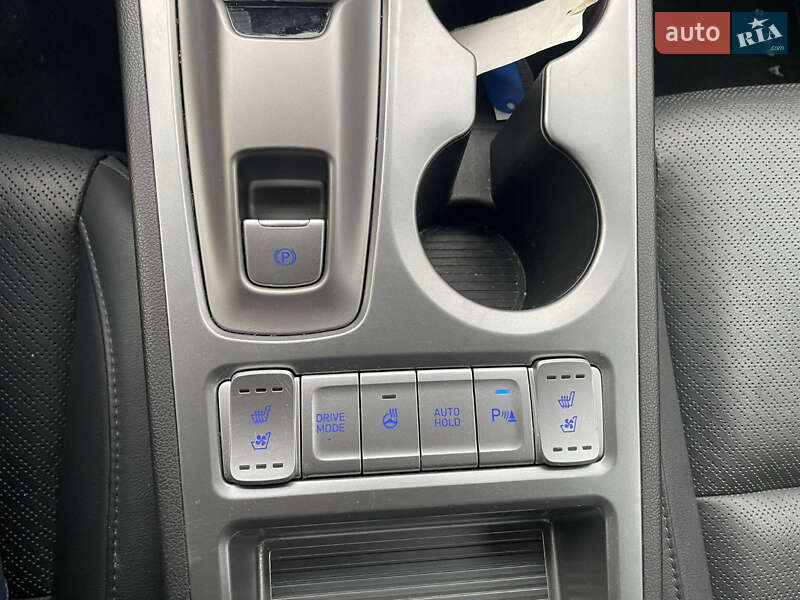 Внедорожник / Кроссовер Hyundai Kona 2019 в Полтаве