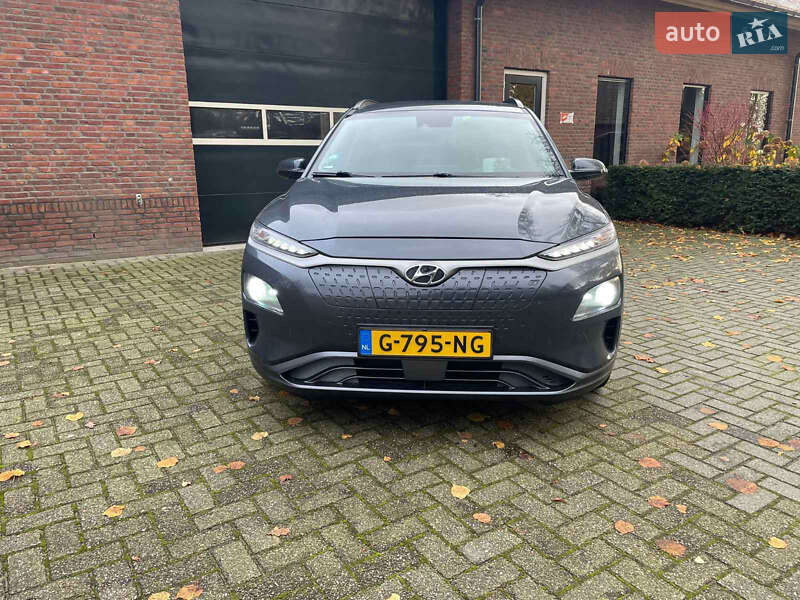 Внедорожник / Кроссовер Hyundai Kona 2019 в Полтаве