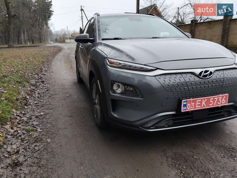 Позашляховик / Кросовер Hyundai Kona 2019 в Луцьку