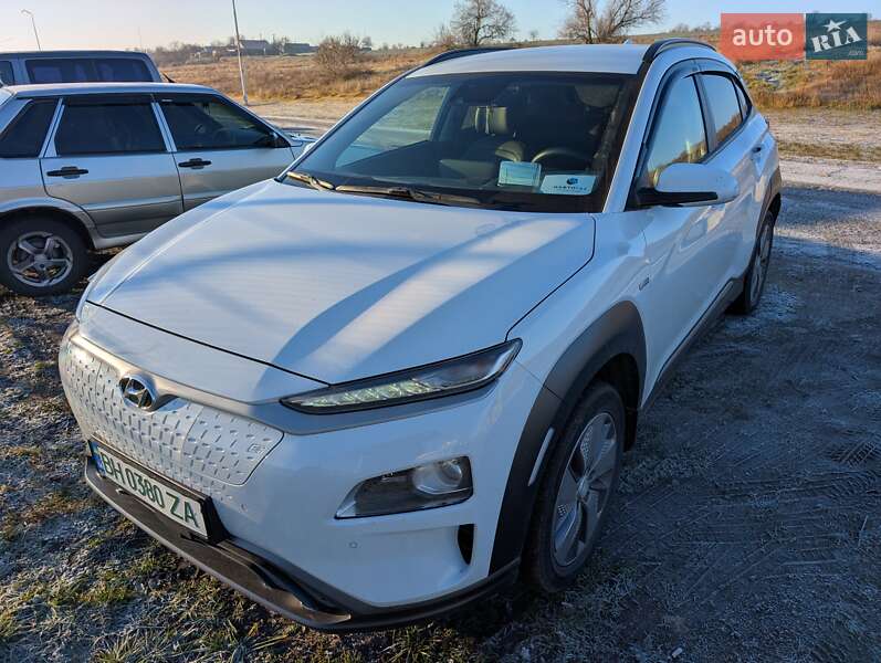 Позашляховик / Кросовер Hyundai Kona 2018 в Одесі