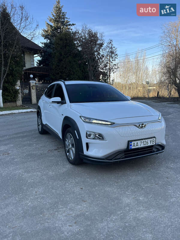 Позашляховик / Кросовер Hyundai Kona 2019 в Києві