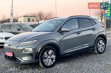 Позашляховик / Кросовер Hyundai Kona 2020 в Тернополі