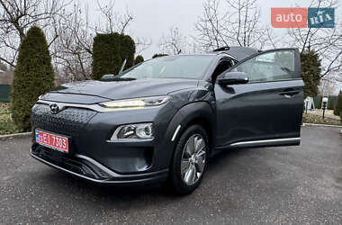 Внедорожник / Кроссовер Hyundai Kona 2020 в Харькове