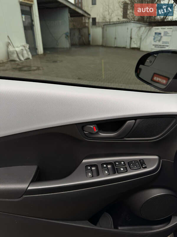 Внедорожник / Кроссовер Hyundai Kona 2018 в Виннице