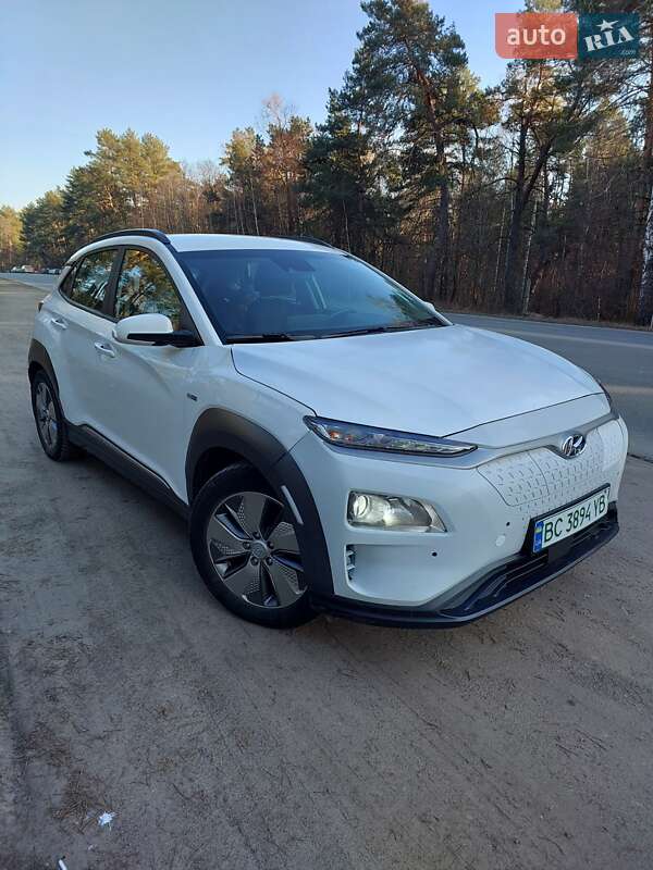 Внедорожник / Кроссовер Hyundai Kona 2020 в 