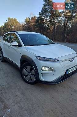 Внедорожник / Кроссовер Hyundai Kona 2020 в 