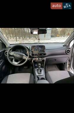 Позашляховик / Кросовер Hyundai Kona 2018 в 