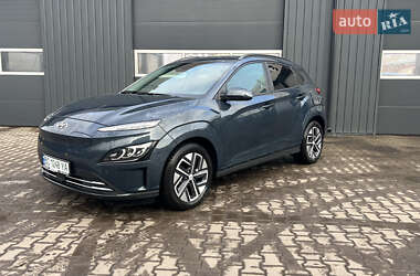 Внедорожник / Кроссовер Hyundai Kona 2022 в 