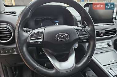 Внедорожник / Кроссовер Hyundai Kona 2019 в Дубно