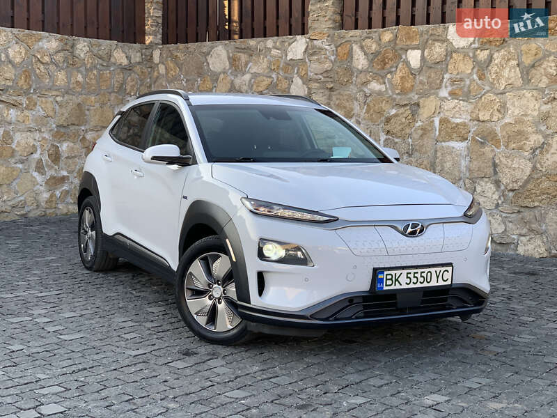 Позашляховик / Кросовер Hyundai Kona 2018 в Рівному