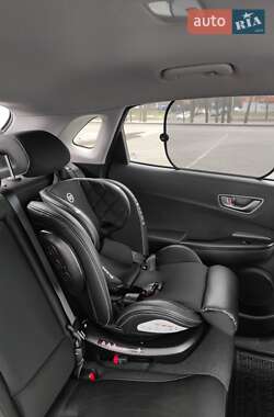 Внедорожник / Кроссовер Hyundai Kona 2020 в 