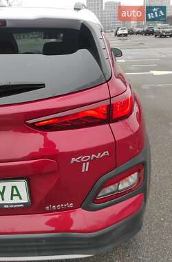Внедорожник / Кроссовер Hyundai Kona 2020 в 