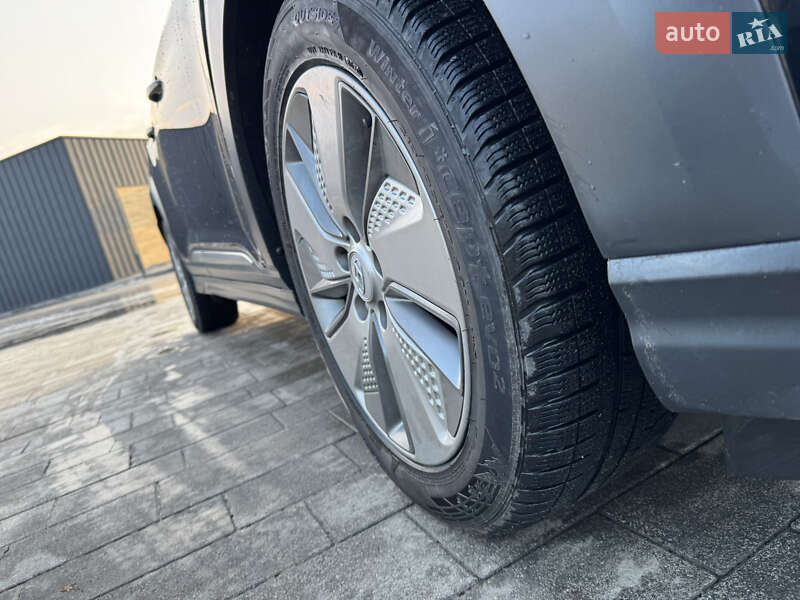 Внедорожник / Кроссовер Hyundai Kona 2020 в Луцке