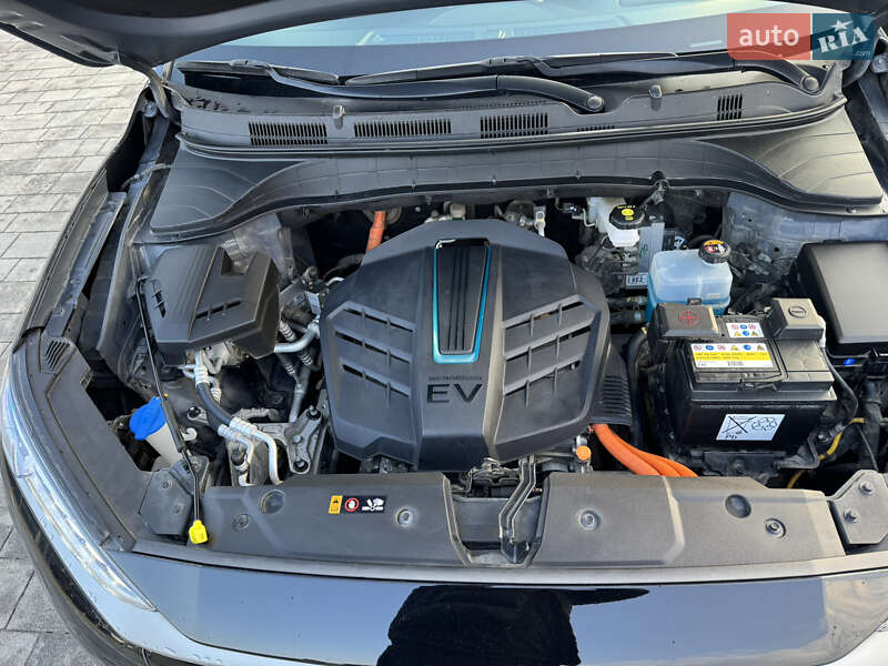 Внедорожник / Кроссовер Hyundai Kona 2020 в Луцке