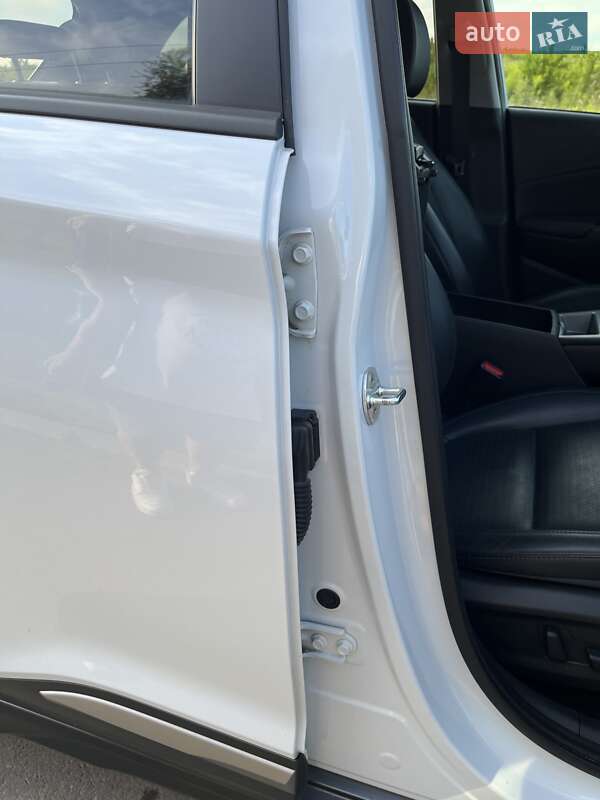 Внедорожник / Кроссовер Hyundai Kona 2018 в Ровно