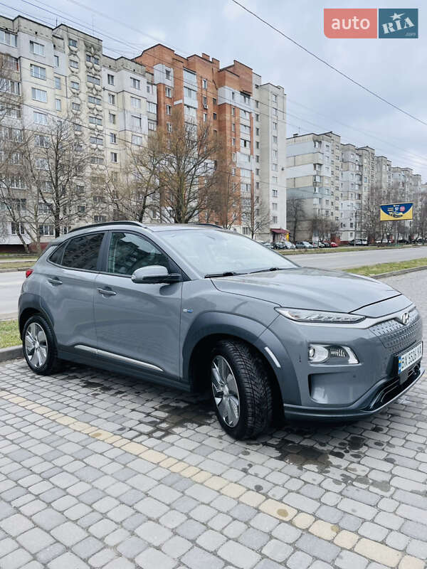 Внедорожник / Кроссовер Hyundai Kona 2019 в Хмельницком