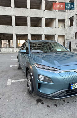 Внедорожник / Кроссовер Hyundai Kona 2018 в 