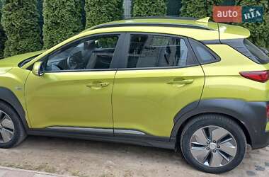 Внедорожник / Кроссовер Hyundai Kona 2019 в 
