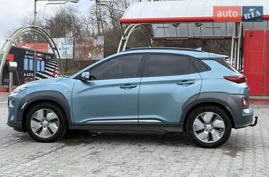 Позашляховик / Кросовер Hyundai Kona 2021 в 