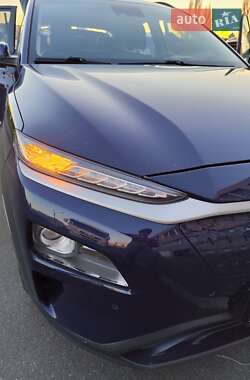 Позашляховик / Кросовер Hyundai Kona 2020 в 