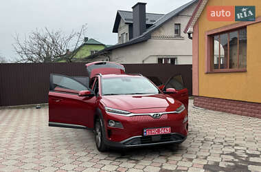 Позашляховик / Кросовер Hyundai Kona 2019 в 