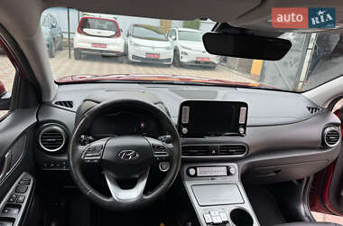 Позашляховик / Кросовер Hyundai Kona 2019 в 