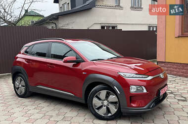 Позашляховик / Кросовер Hyundai Kona 2019 в 
