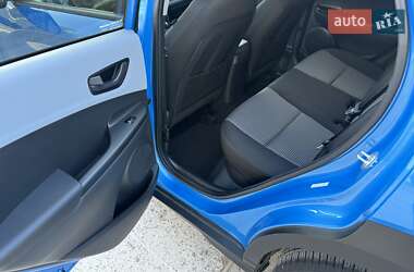 Внедорожник / Кроссовер Hyundai Kona 2019 в 