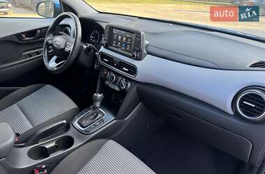 Внедорожник / Кроссовер Hyundai Kona 2019 в 
