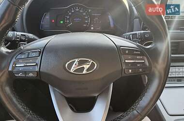 Внедорожник / Кроссовер Hyundai Kona 2018 в 