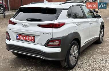 Позашляховик / Кросовер Hyundai Kona 2020 в 